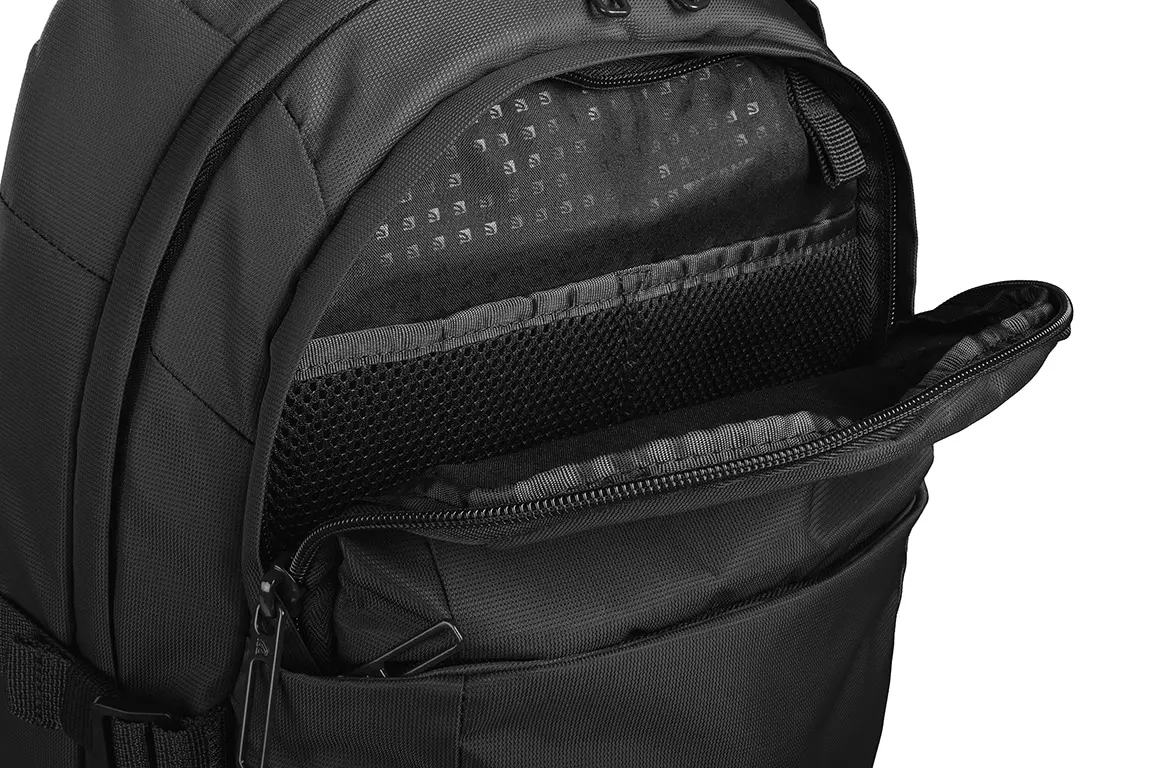 กระเป๋าเป้ Tucano รุ่น Bravo Backpack - MacBook Pro 15" / Notebook up to 15.6" - ดำ