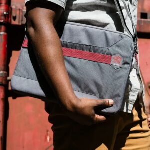 กระเป๋าโน๊ตบุ๊ค STM รุ่น Blazer (13") - Granite Grey 10 กระเป๋าโน๊ตบุ๊ค STM รุ่น Blazer (13") - Granite Grey