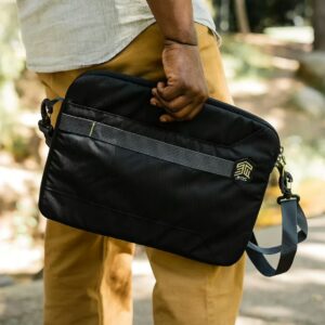กระเป๋าโน๊ตบุ๊ค STM รุ่น Blazer Laptop Sleeve (15") - ดำ 10 กระเป๋าโน๊ตบุ๊ค STM รุ่น Blazer Laptop Sleeve (15") - ดำ