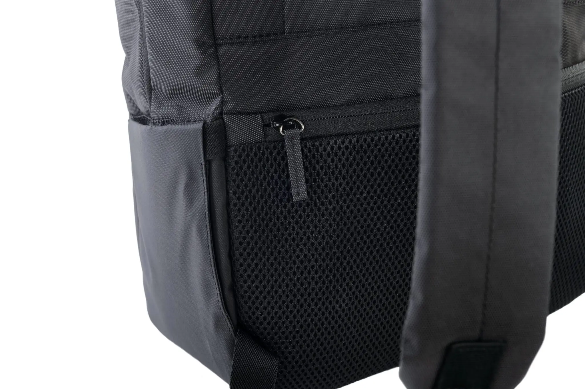 กระเป๋าเป้ Tucano Work Out III Backpack - MacBook Pro 15" / Ultrabook 15.6" - สีดำ