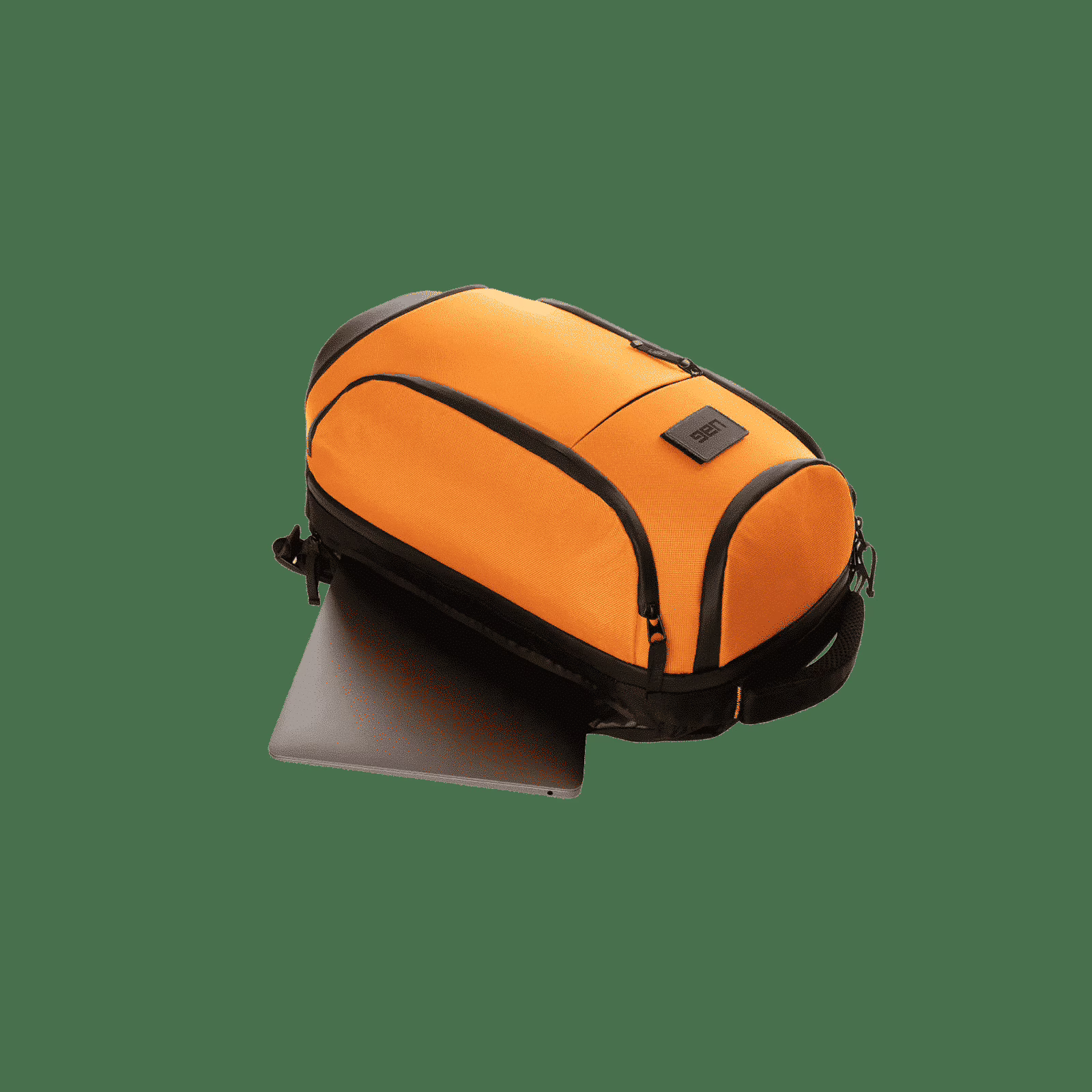 กระเป๋าเป้สะพายหลัง UAG รุ่น Backpack ความจุ 18 ลิตร Compatible - Notebook 13" - Orange