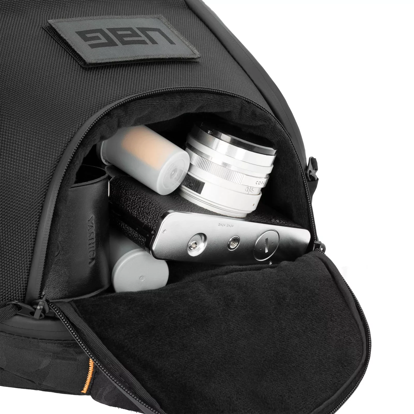 กระเป๋าเป้สะพายหลัง UAG รุ่น Backpack ความจุ 24 ลิตร Compatible - Notebook 16" - Black/Midnight Camo