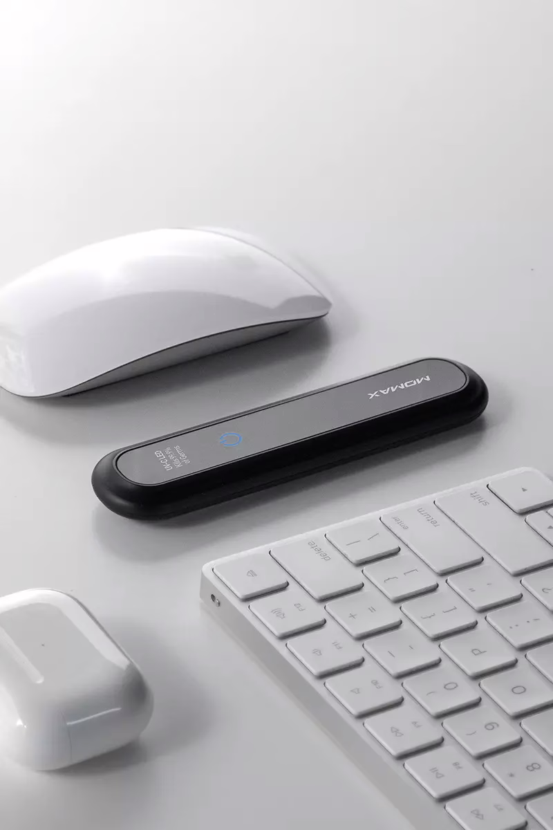 เครื่องฉายแสง UV ฆ่าเชื้อโรคแบบพกพา Momax รุ่น UV Pen Portable Sanitizer - ดำ