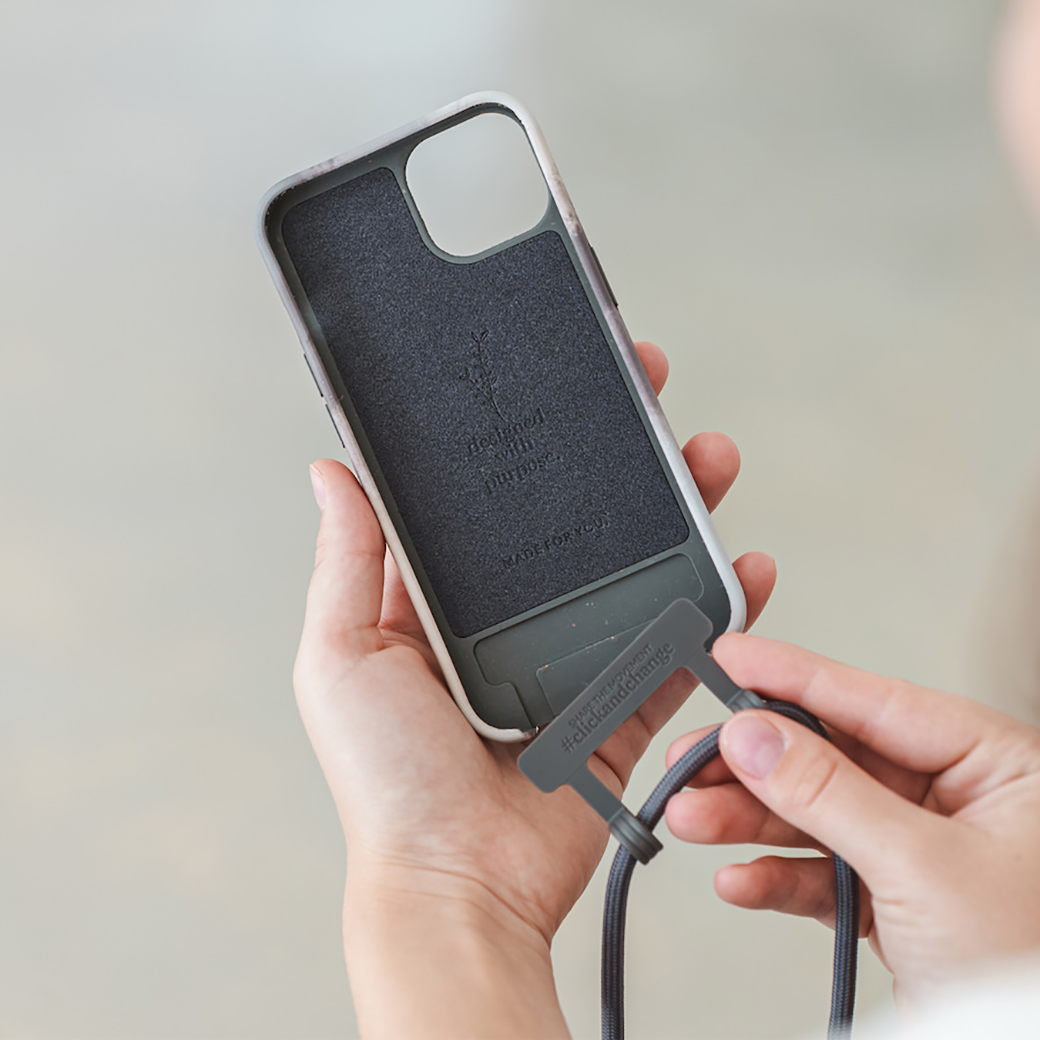 เคส Woodcessories รุ่น Change Case Batik/TieDye - iPhone 13 Pro Max - สี Anthracite Grey
