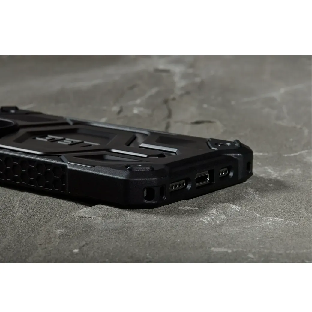 เคส UAG รุ่น Monarch with Magsafe - iPhone 13 Pro Max - ลาย Carbon Fiber