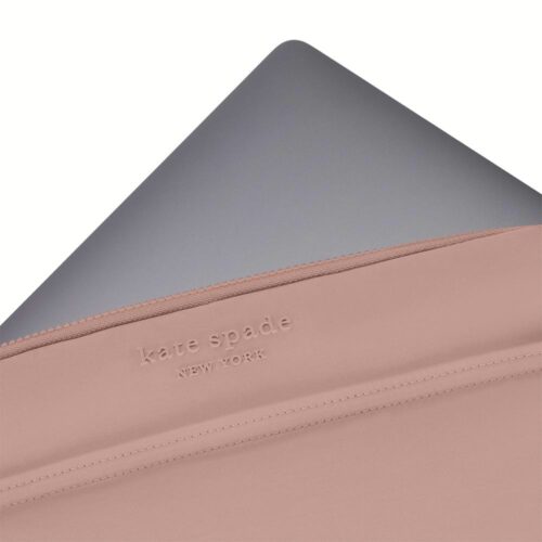 ซองใส่แล็ปท็อป Kate Spade New York รุ่น Puffer Sleeve - 14 inch Laptop - ลาย Madison Rouge Nylon - Image 3