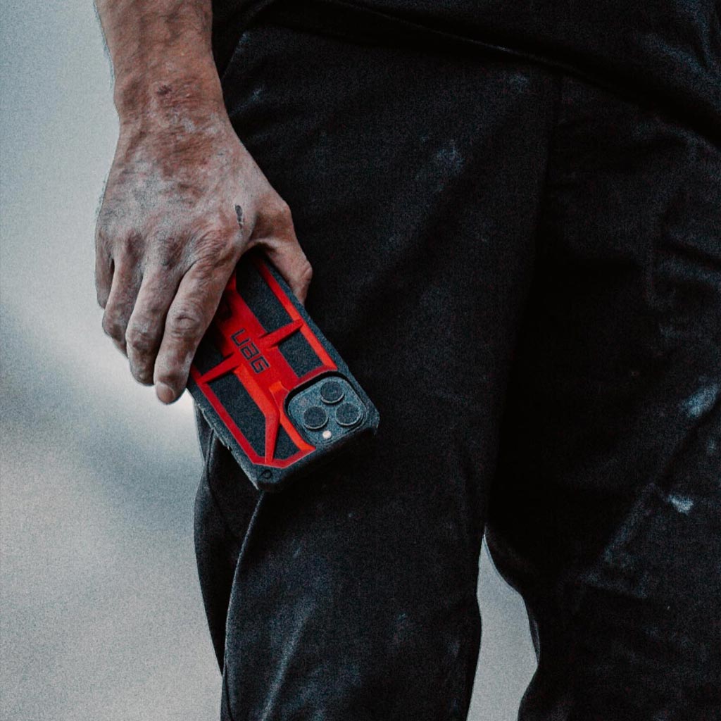 แนะนำเคสกันกระแทกรุ่นท๊อป Monarch จากแบรนด์ UAG 9 แนะนำเคสกันกระแทกรุ่นท๊อป Monarch จากแบรนด์ UAG