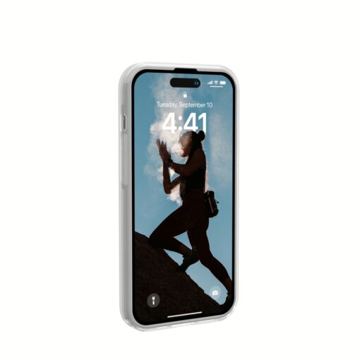 UAG รุ่น Lucent with Magsafe - เคส iPhone 14 Pro - สี Marshmallow - Image 7
