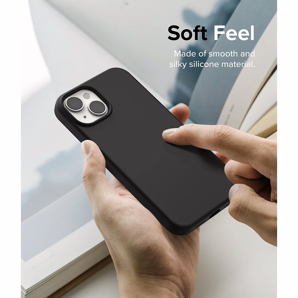 Ringke รุ่น Silicone - เคส iPhone 14 - สีดำ