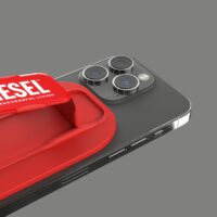 ที่ช่วยตั้งและจับมือถือ Diesel รุ่น Magsafe Universal Grip & Stand - สี Red/White