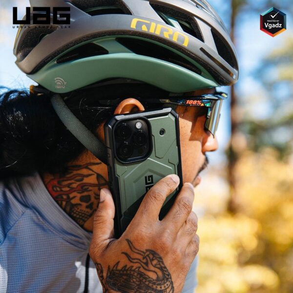 UAG รุ่น Pathfinder with Magsafe - เคส iPhone 14 Plus - สี White