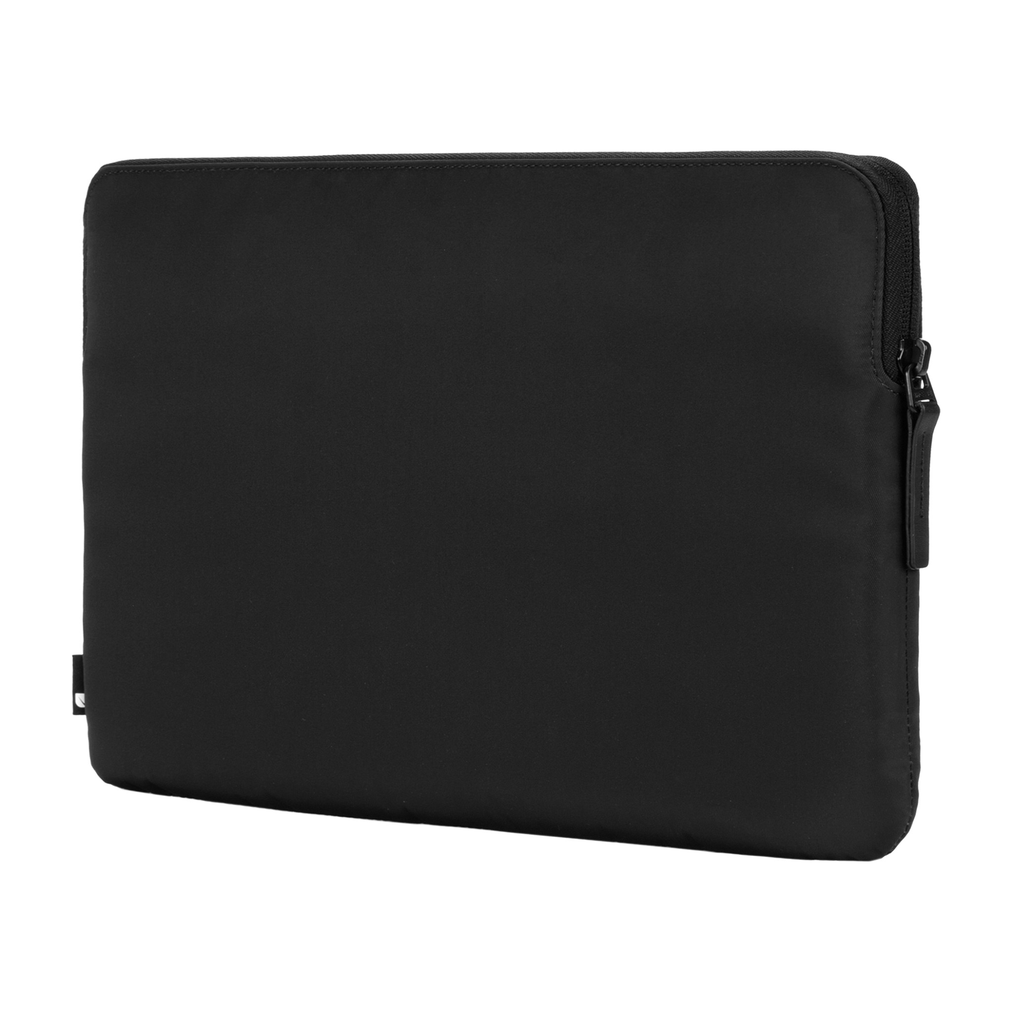 ซองใส่แล็ปท็อป Incase รุ่น Compact Sleeve in Flight Nylon - MacBook Pro 14" (2021) - สีดำ