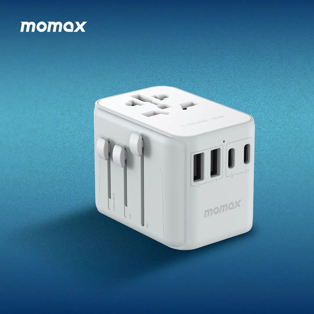 Momax หัวชาร์จ+หัวแปลงปลั๊กไฟ รุ่น 1-World Travel Adapter 5 พอร์ต ชาร์จไว 35W มาพร้อมช่อง USB-C และ USB-A - สี White
