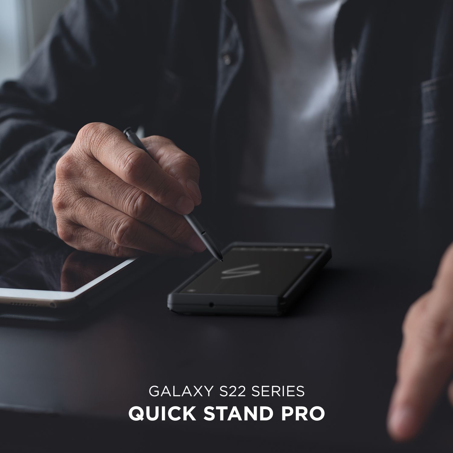 VRS รุ่น QuickStand Pro - เคส Galaxy S22 Ultra - สี Black