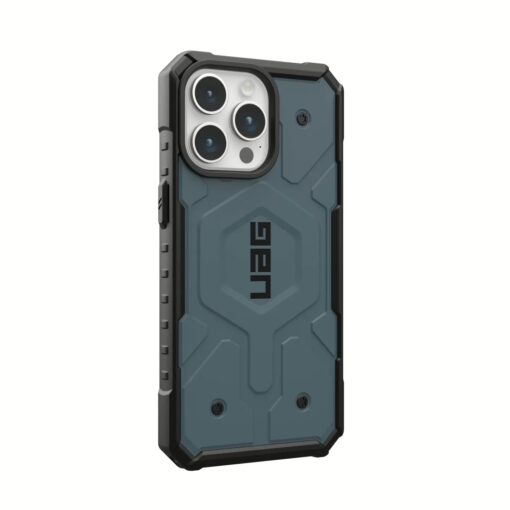 UAG รุ่น Pathfinder MagSafe - เคส iPhone 15 Pro Max - สี Cloud Blue - Image 3