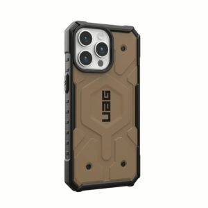 UAG รุ่น Pathfinder MagSafe - เคส iPhone 15 Pro Max - สี Dark Earth