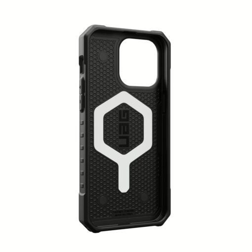 UAG รุ่น Pathfinder SE MagSafe - เคส iPhone 15 Pro Max - สี Midnight Camo - Image 9