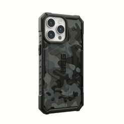 UAG รุ่น Pathfinder SE MagSafe - เคส iPhone 15 Pro Max - สี Midnight Camo