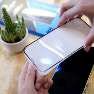 Hishield รุ่น 3D Triple Strong Max - ฟิล์มกระจก iPhone 15 Pro Max - สี Clear