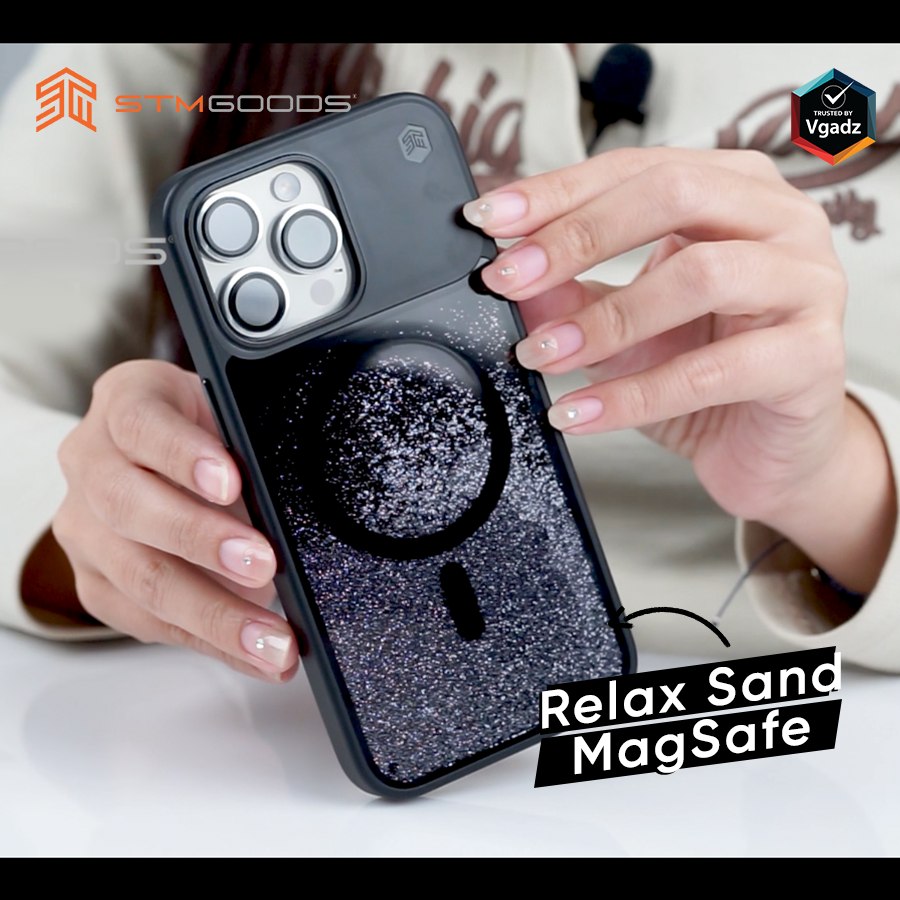 STM รุ่น Relax Sand MagSafe - เคส iPhone 15 Pro - สี Black/Grey