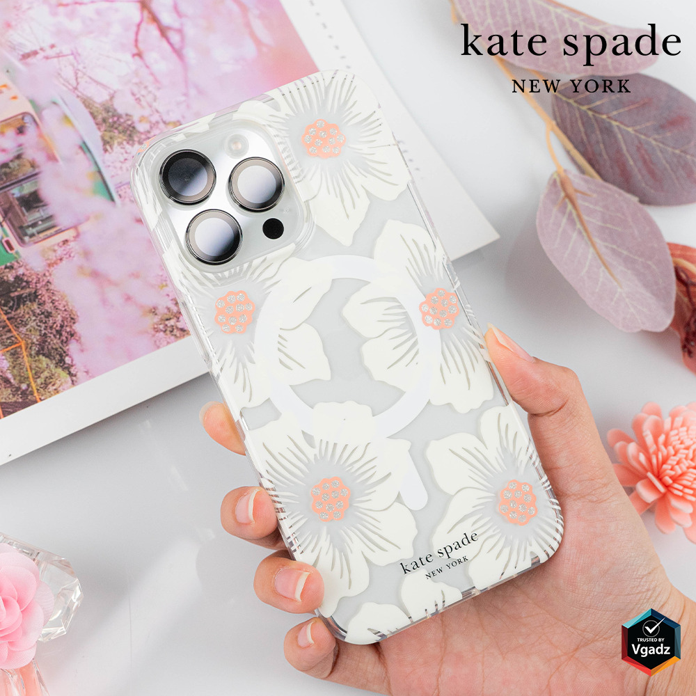 Kate Spade รุ่น Protective Case with MagSafe - เคส iPhone 15 Pro Max - สี Hollyhock Cream