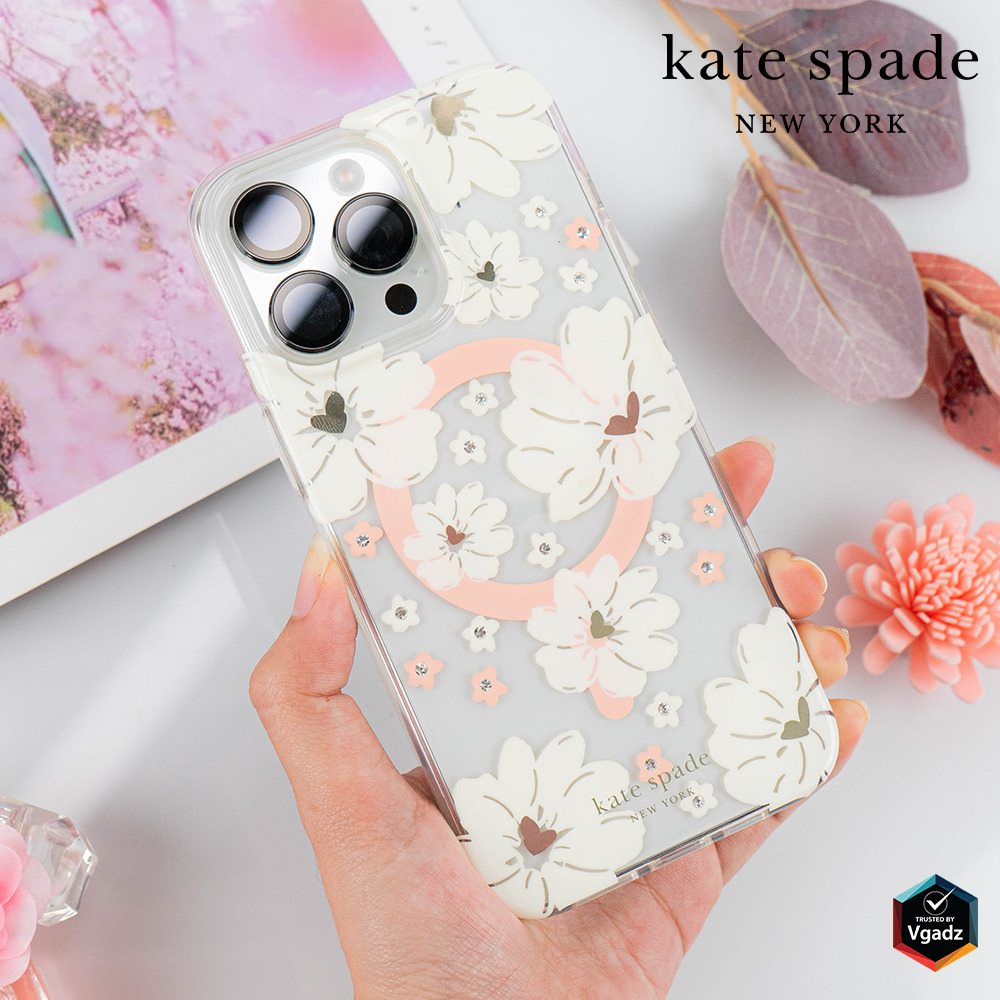 Kate Spade รุ่น Protective Case with MagSafe - เคส iPhone 15 Pro - สี Classic Peony