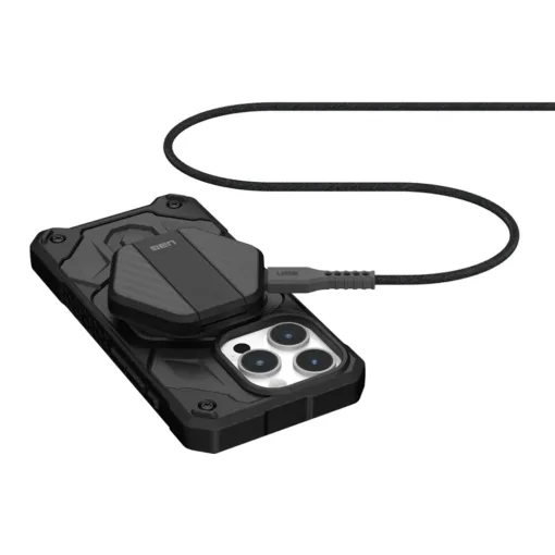 UAG รุ่น Portable Wireless Charging Pad - แท่นชาร์จไร้สายพร้อมขาตั้ง - สี Carbon Fiber Black - Image 3