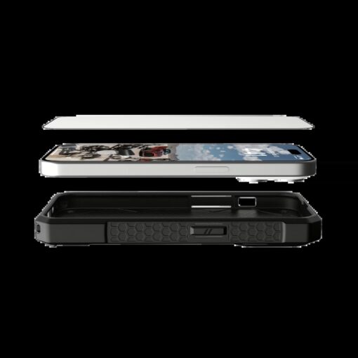 UAG รุ่น Glass Screen Shield Plus - ฟิล์มกระจก iPhone 15 Pro - สี Clear/Black - Image 4