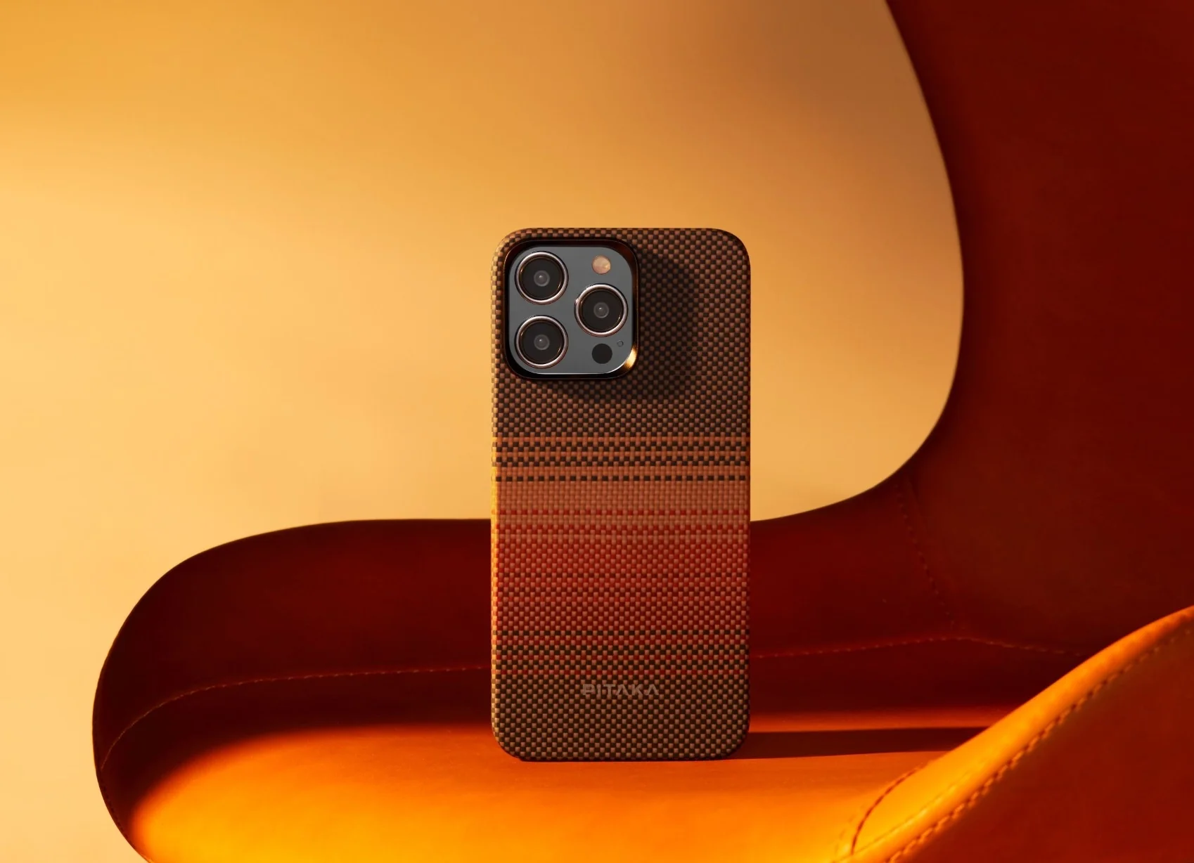 Pitaka รุ่น MagEZ Case 5 - เคส iPhone 15 Pro - สี Sunset