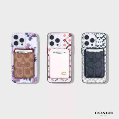Coach รุ่น Essential Magnetic Card - ที่เก็บบัตรติดหลังมือถือ - สี Chalk