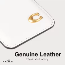 Coach รุ่น Essential Magnetic Card - ที่เก็บบัตรติดหลังมือถือ - สี Chalk