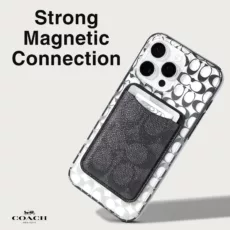 Coach รุ่น Essential Magnetic Card - ที่เก็บบัตรติดหลังมือถือ - สี Signature Charcoal