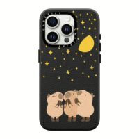 Casetify รุ่น Leather Case with MagSafe - เคส iPhone 15 Pro - ลาย Wishing Capybara