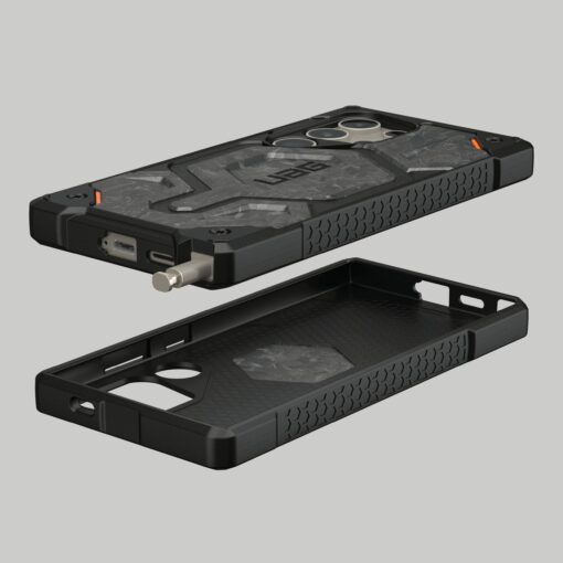 UAG รุ่น Monarch Pro - เคส Galaxy S24 Ultra - สี Forged Carbon (Limited Edition) - Image 3