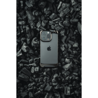 Arc รุ่น Pulse Ultra Titanium - เคส iPhone 16 Pro - สี Titanium Onyx Black