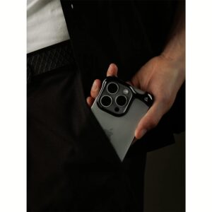 Arc รุ่น Pulse Ultra Titanium - เคส iPhone 16 Pro - สี Titanium Onyx Black
