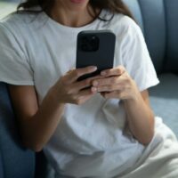 Incase รุ่น City Case for Magsafe - เคส iPhone 16 Pro Max - สี Slate Gray Perforated Vegan Leather