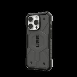 UAG รุ่น Pathfinder Magsafe - เคส iPhone 16 Pro - สี Silver