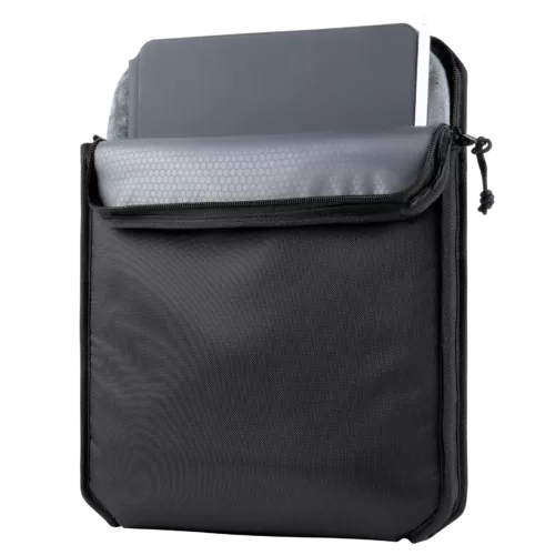 UAG รุ่น Sleeve Lite - กระเป๋าสำหรับ iPad Air 13" (2025/2024), iPad Pro 13" (1st Gen/2024), iPad Pro 12.9" (4th-6th Gen) - สี Black