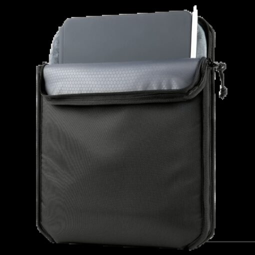 UAG รุ่น Sleeve Lite - กระเป๋าสำหรับ iPad Air 13" (2025/2024), iPad Pro 13" (1st Gen/2024), iPad Pro 12.9" (4th-6th Gen) - สี Black - Image 5