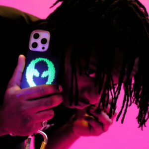 Pitaka รุ่น Aries Tactile Woven Case - เคส iPhone 15 Pro Max - สี Alien