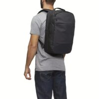 Incase รุ่น City Compact Backpack - กระเป๋าเป้สะพายหลัง - สี Black