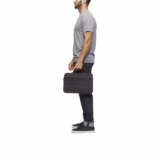 Incase รุ่น City Brief 15" - กระเป๋าโน๊ตบุ๊ค Macbook Pro 15" - สี Black - Image 3