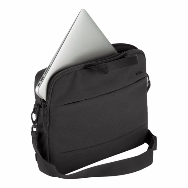 Incase รุ่น City Brief 13" - กระเป๋าโน๊ตบุ๊ค Macbook Pro 13" - สี Black