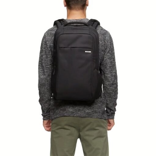 Incase รุ่น ICON Backpack - กระเป๋าเป้สะพายหลัง - สี Navy Blue - Image 3