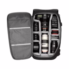 Incase รุ่น DSLR Pro Pack - กระเป๋ากล้อง DSLR - สี Black