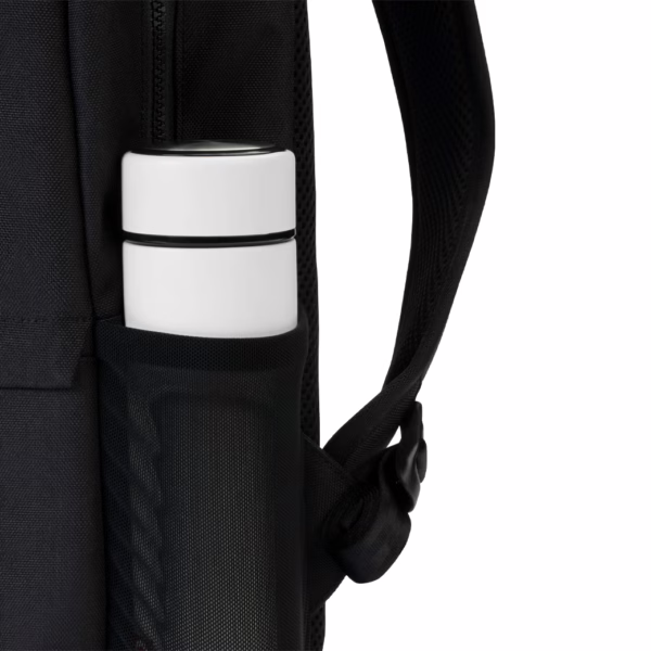 Incase รุ่น Campus Compact Backpack - กระเป๋าเป้สะพายหลัง - สี Carbon