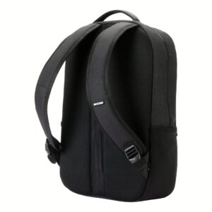 Incase รุ่น Campus Compact Backpack - กระเป๋าเป้สะพายหลัง - สี Carbon