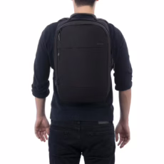 Incase รุ่น City Compact Backpack with Cordura® - กระเป๋าเป้สะพายหลัง - สี Black
