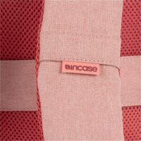 Incase รุ่น Facet 20L Backpack - กระเป๋าเป้สะพายหลัง ความจุ 20 ลิตร - สี Aged Pink